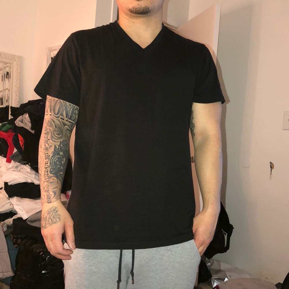 Old navy tee